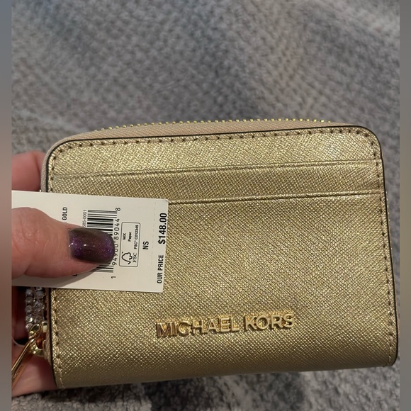 Michael Kors- REED 35S4G6RM6M VANL/PLGOLD MD BELTED BUCKT MSGR - NWT - Picture 9 of 16